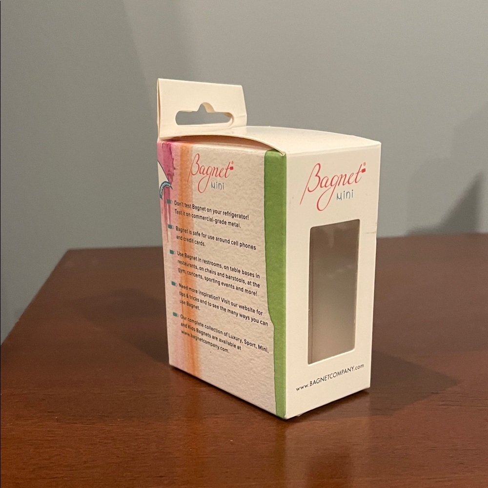 Banget Mini Magnet Keychain - Mint Green - Picture 3 of 3